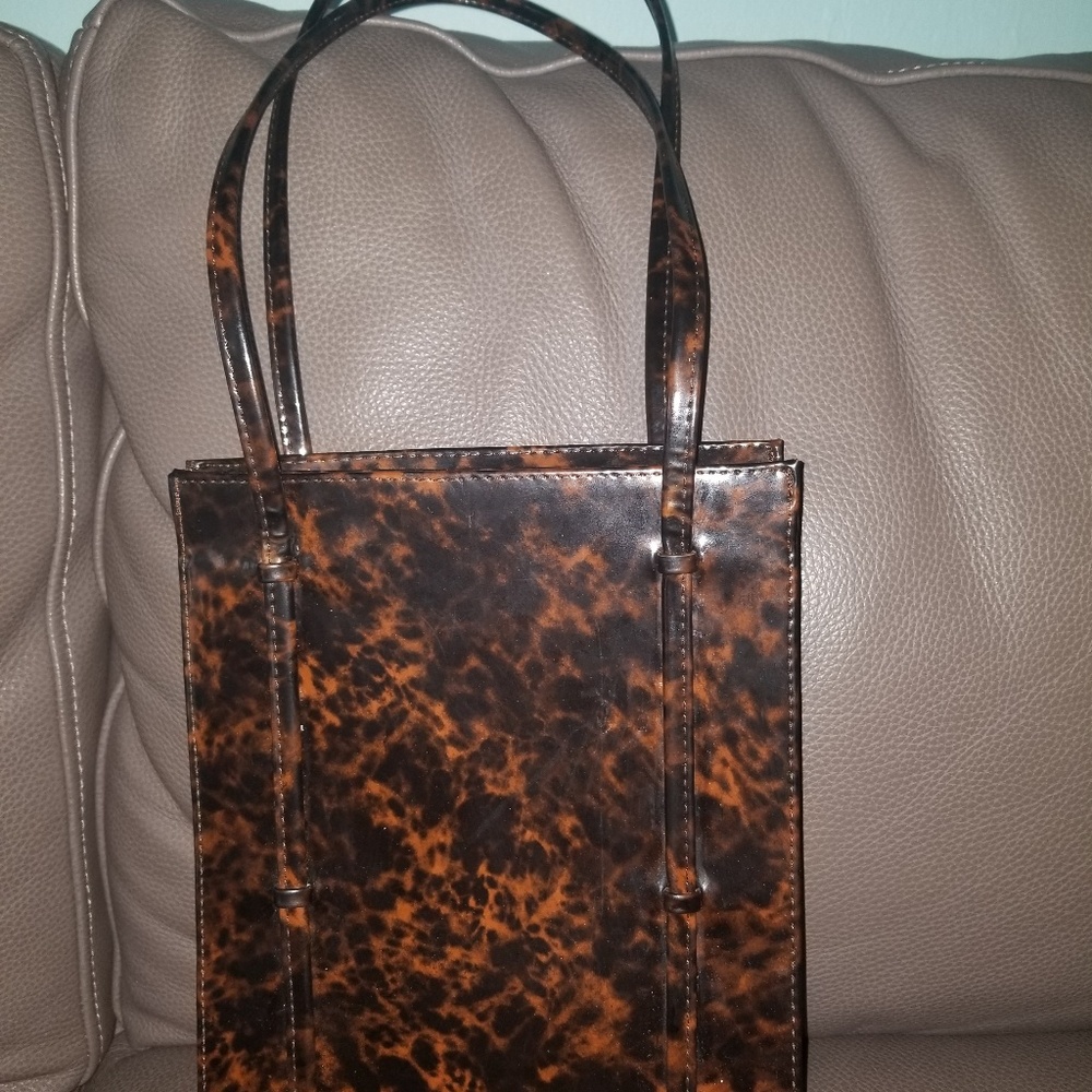 Nice! Patent leather faux tortoise shell shoulde…